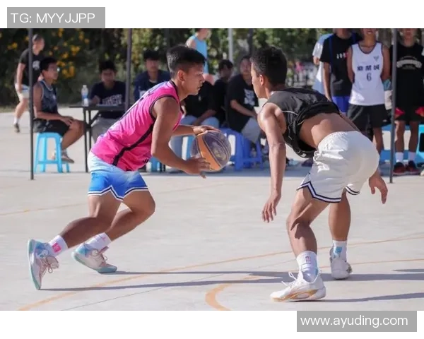 从篮球传奇到足球新篇章麦迪跨界绿茵场再掀体育风云