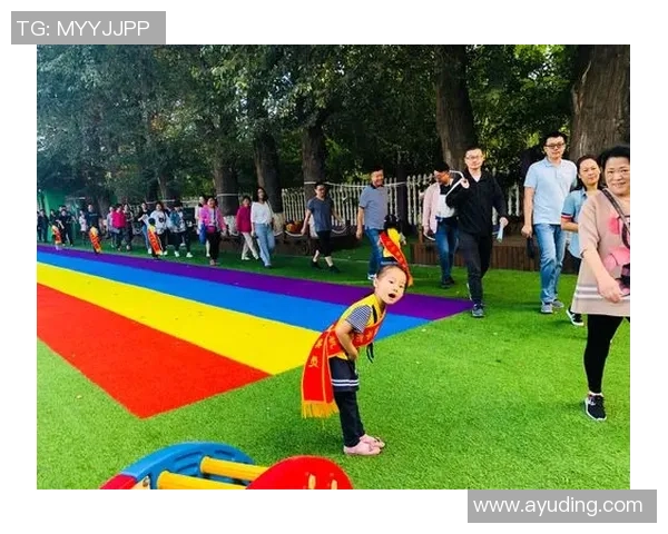 《天下足球球星篇：璀璨星光点亮绿茵场，传奇足坛风云再起》